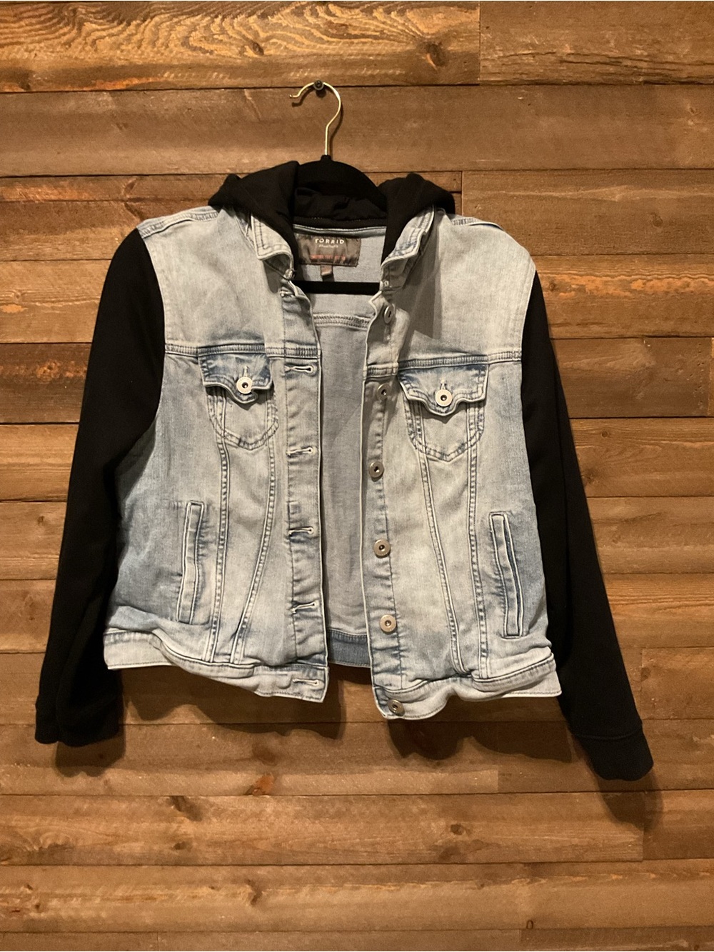 Torrid Hooded Jean Jacket Black Sweatshirt Sleeves Hoodie Trucker Size 0X 14/16